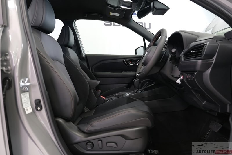 Ghế ngồi thiết kế công thái học - Ảnh: Autolife