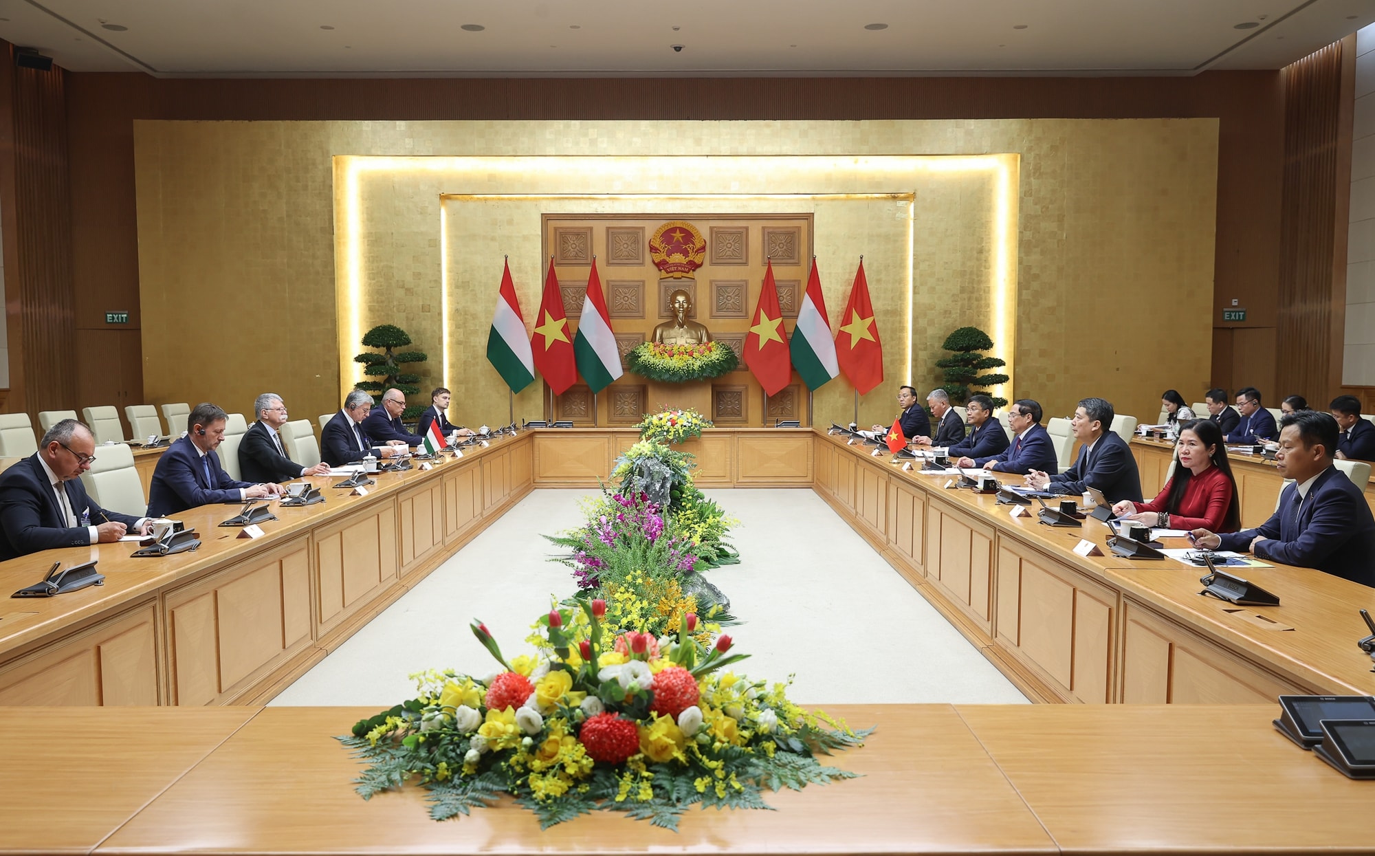 Tăng cường hợp tác thương mại, đầu tư – trụ cột trong quan hệ Việt Nam – Hungary - ảnh 2 Hình ảnh: Tăng cường hợp tác thương mại, đầu tư – trụ cột trong quan hệ Việt Nam – Hungary số 2