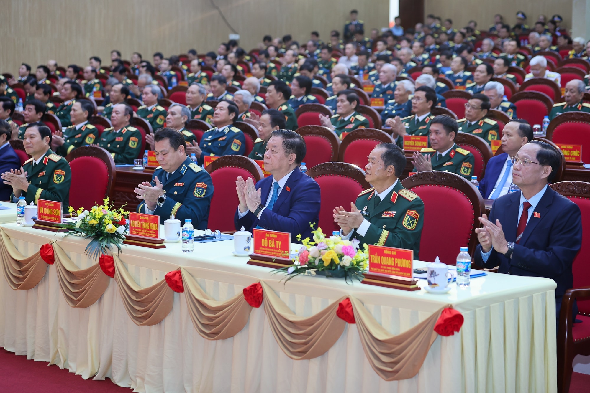 'Bầu trời Tổ quốc không bị xâm phạm' – mệnh lệnh danh dự của Quân chủng Phòng không - Không quân - ảnh 2 Hình ảnh: 'Bầu trời Tổ quốc không bị xâm phạm' – mệnh lệnh danh dự của Quân chủng Phòng không - Không quân số 2