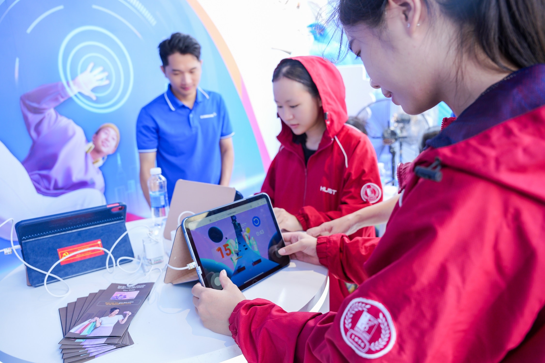 EIB_ngay the vn 2025 (3)