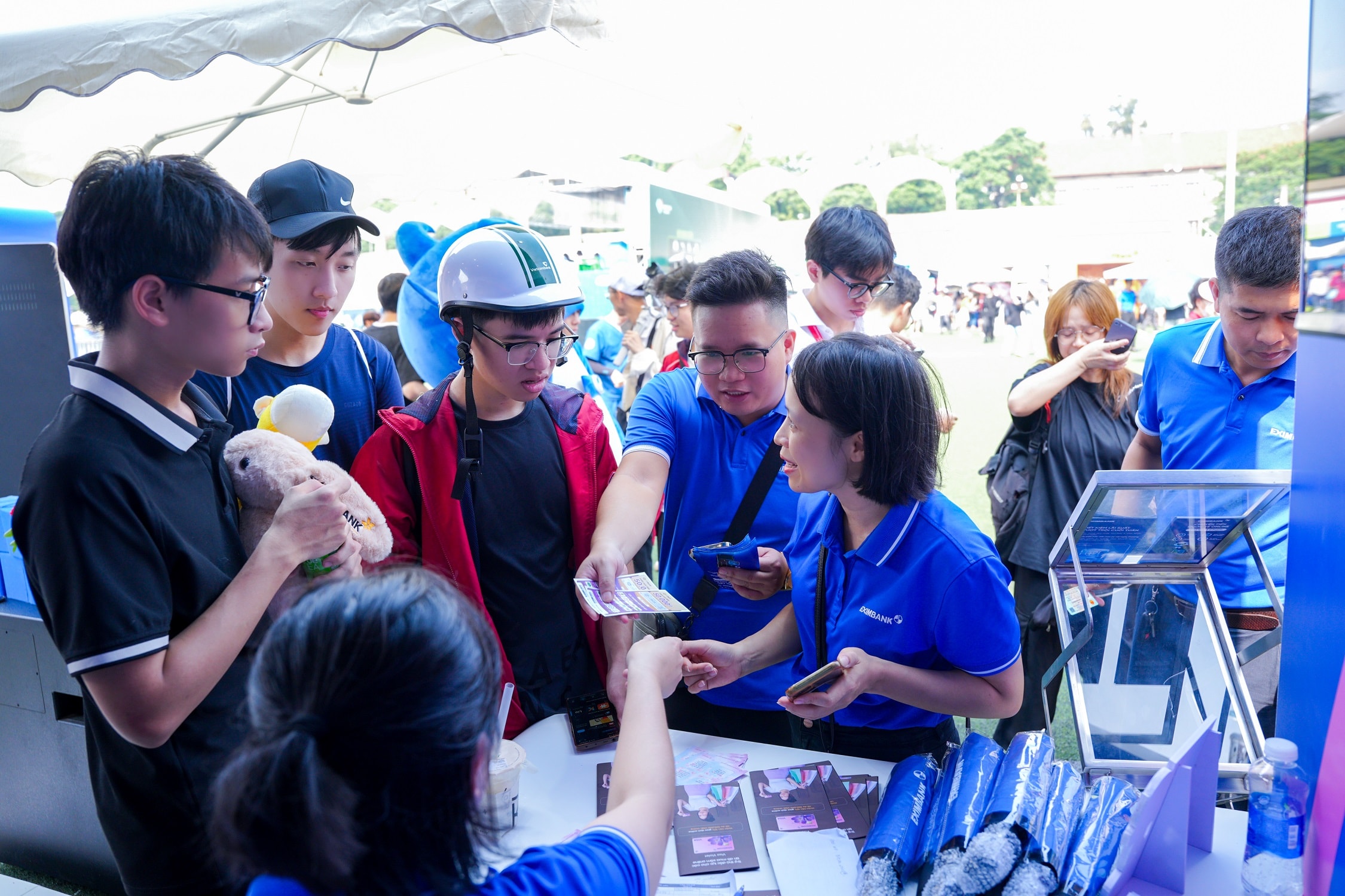 EIB_ngay the vn 2025 (5)