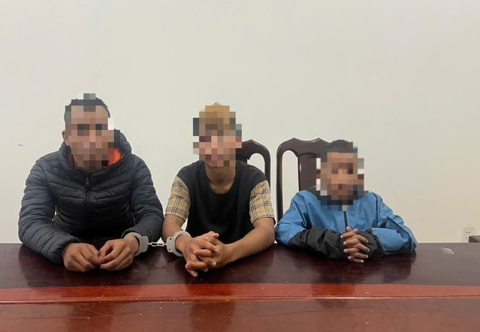 Thiếu niên cướp xe máy của ông Đ . Sau khi nhậu say tại Đắk Lắk - Ảnh 1. Thiếu niên cướp xe máy của ông Đ . Sau khi nhậu say tại Đắk Lắk - Ảnh 1.