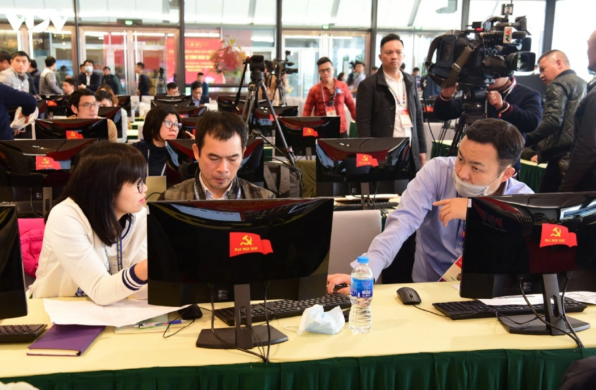 Ảnh màn hình 2025-10-24 lúc 13.38.39