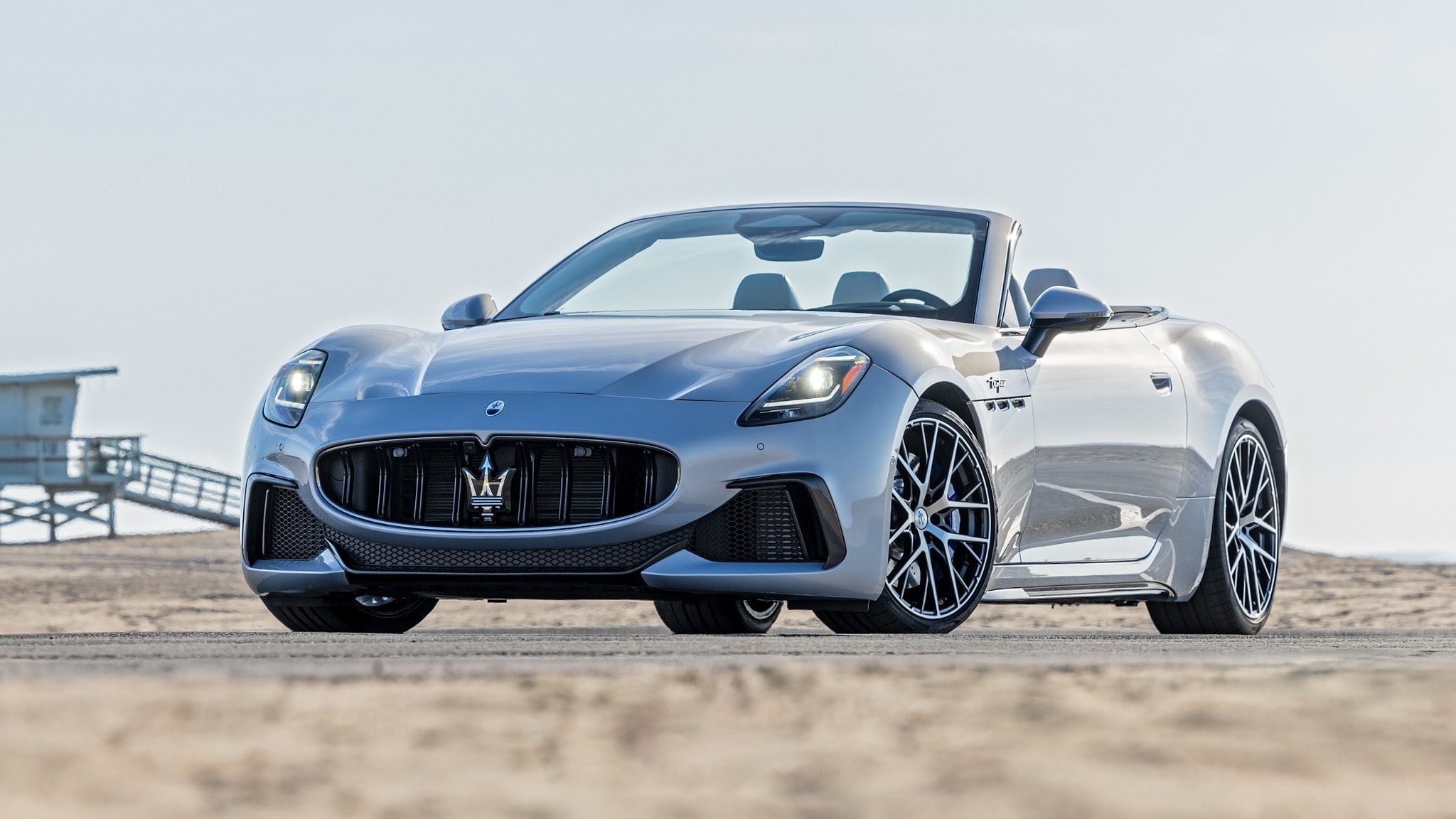 Xe thể thao thuần điện mui trần Maserati GranCabrio Folgore - Ảnh: MotorTrend