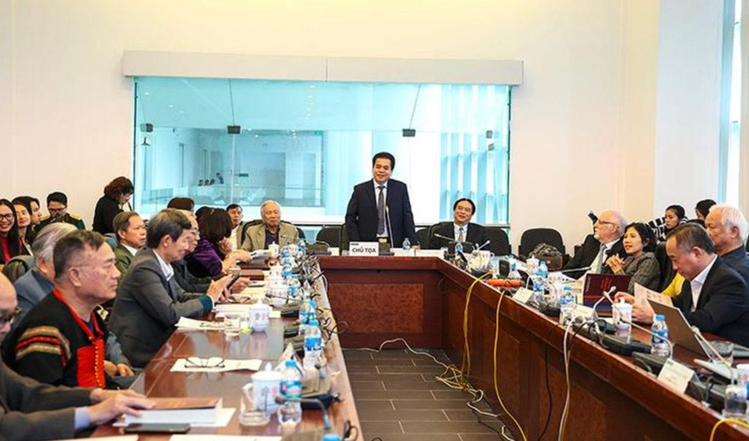 Lãnh đạo Bảo tàng Dân tộc học Việt Nam chủ trì cuộc hội thảo. Ảnh: Lê Phú 