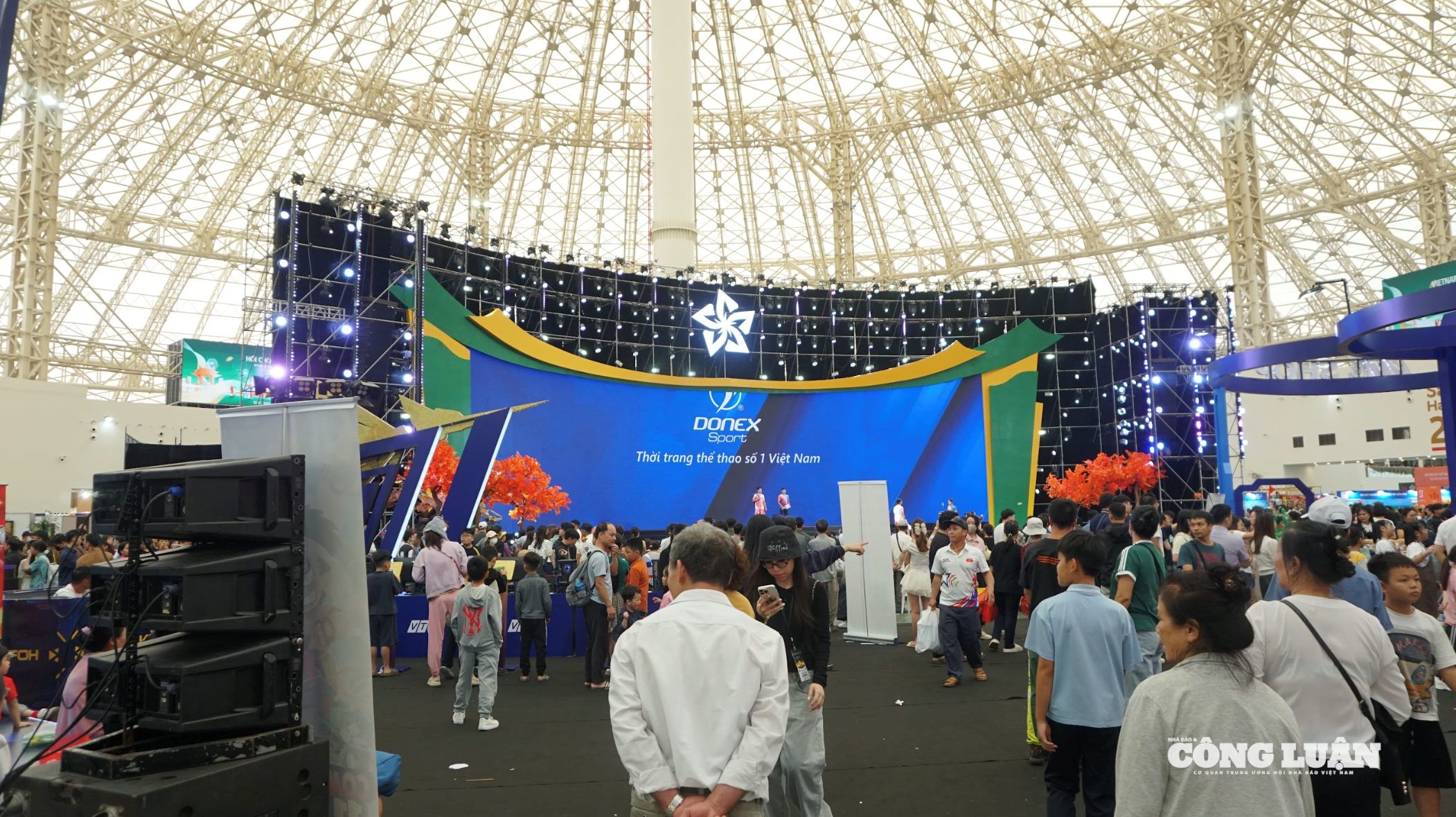 Ảnh màn hình 2025-10-26 lúc 20.42.37