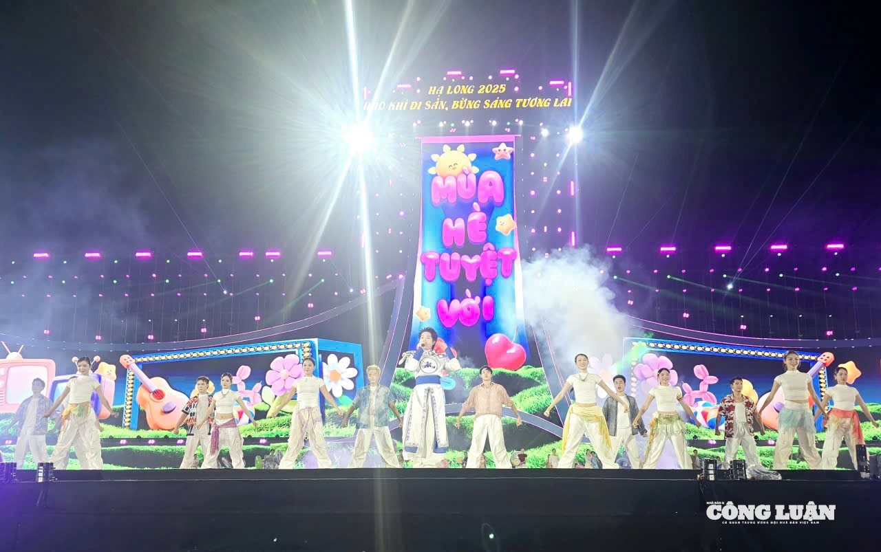 anh-5-ha-long-concert-2025.jpg