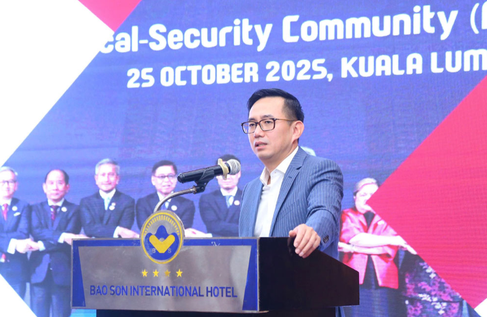 រូបថតអេក្រង់ 2025-10-31 នៅ 17.45.05