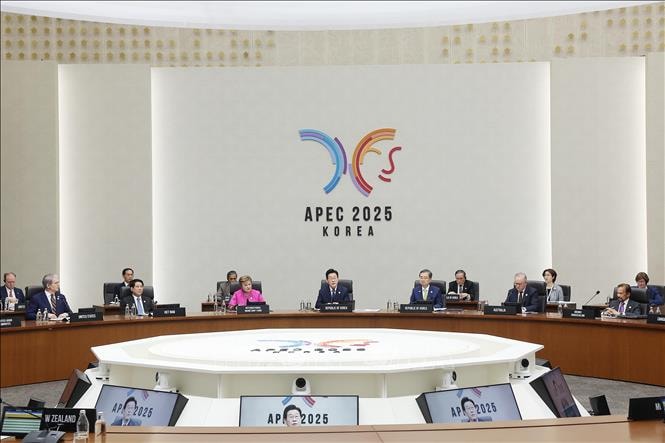 apec-311025.jpg