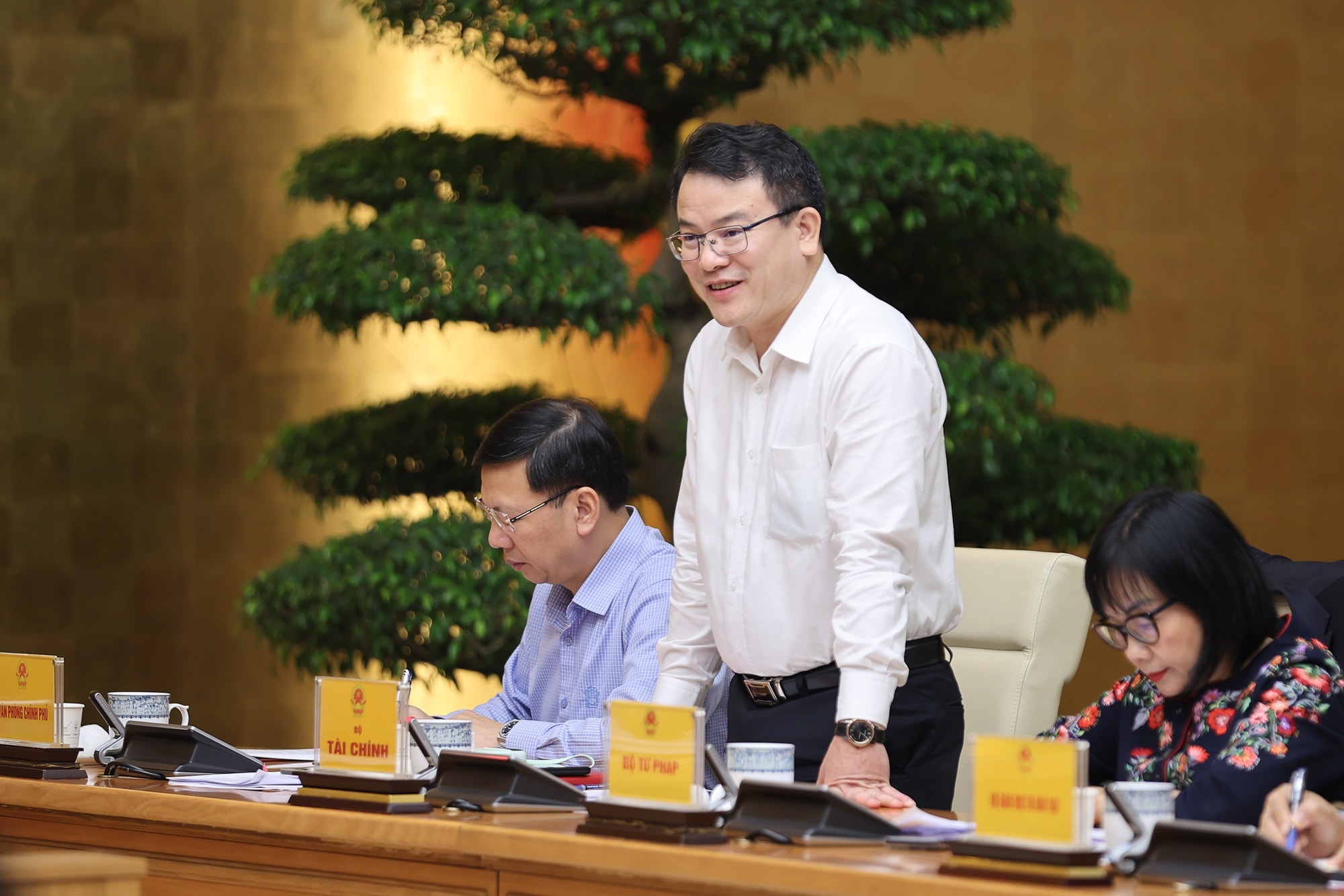 Thủ tướng Phạm Minh Chính: Dữ liệu phải lên sàn giao dịch- Ảnh 5. Thủ tướng Phạm Minh Chính: Dữ liệu phải lên sàn giao dịch- Ảnh 5.