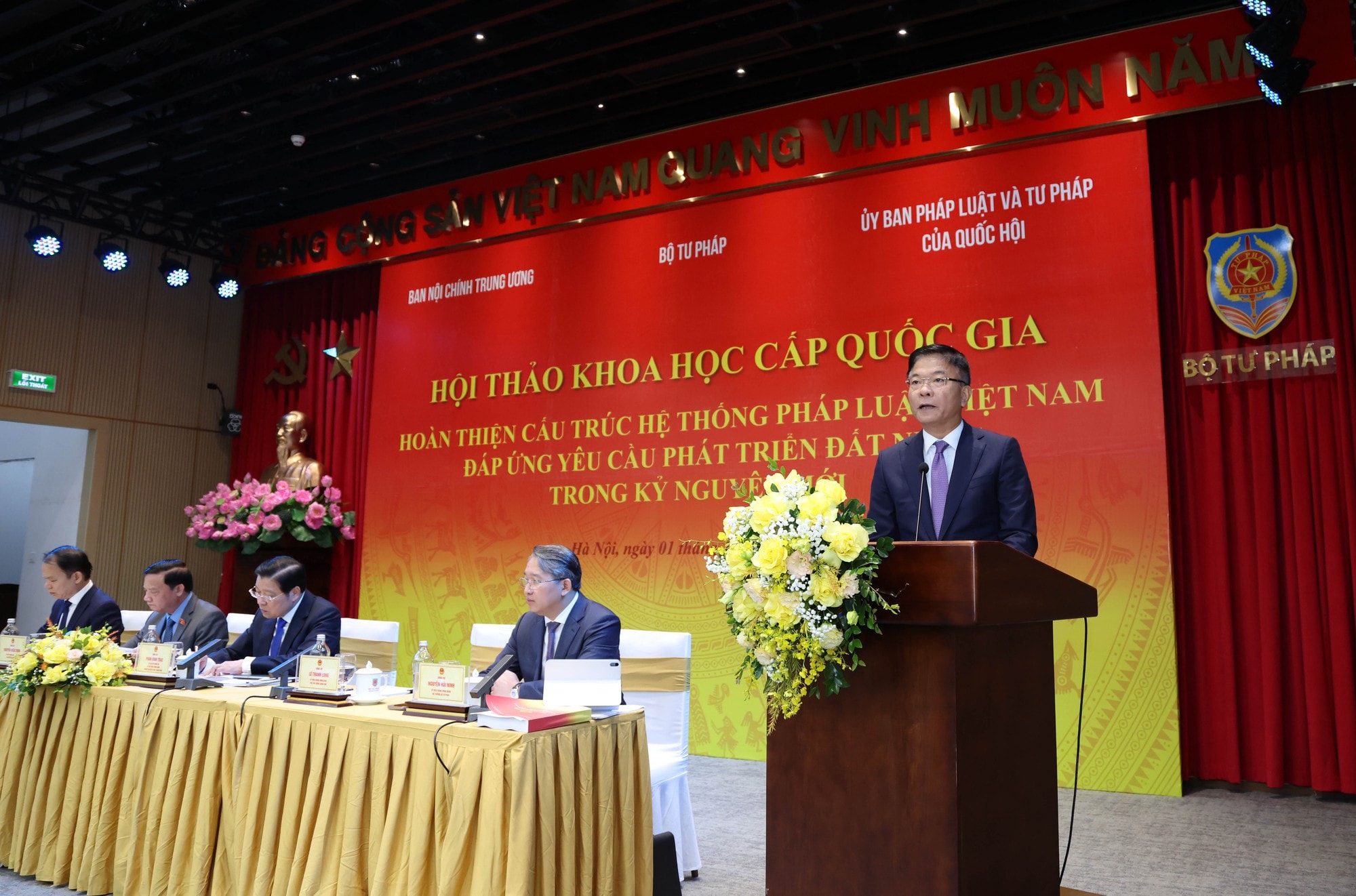 Làm rõ căn cứ lý luận, nền tảng cho việc hoàn thiện cấu trúc hệ thống pháp luật- Ảnh 2.