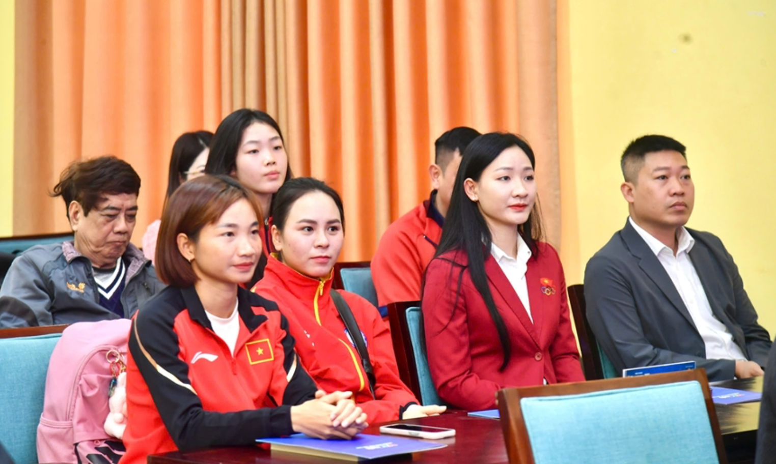 Ảnh màn hình 2025-11-05 lúc 11.43.25