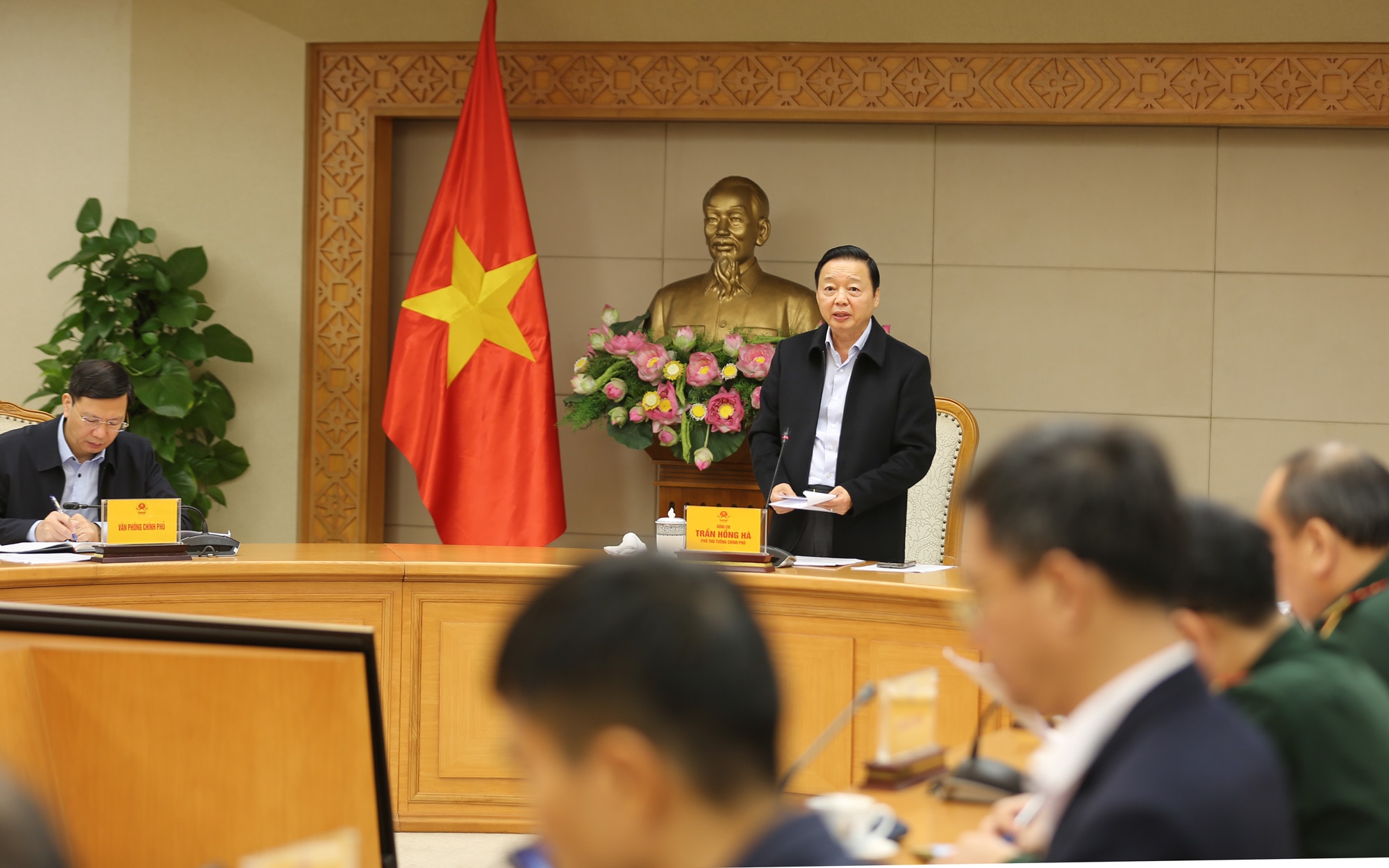 Đặt công tác phòng, chống bão số 13 trong 'tình trạng khẩn cấp hơn, nguy hiểm hơn'- Ảnh 5.