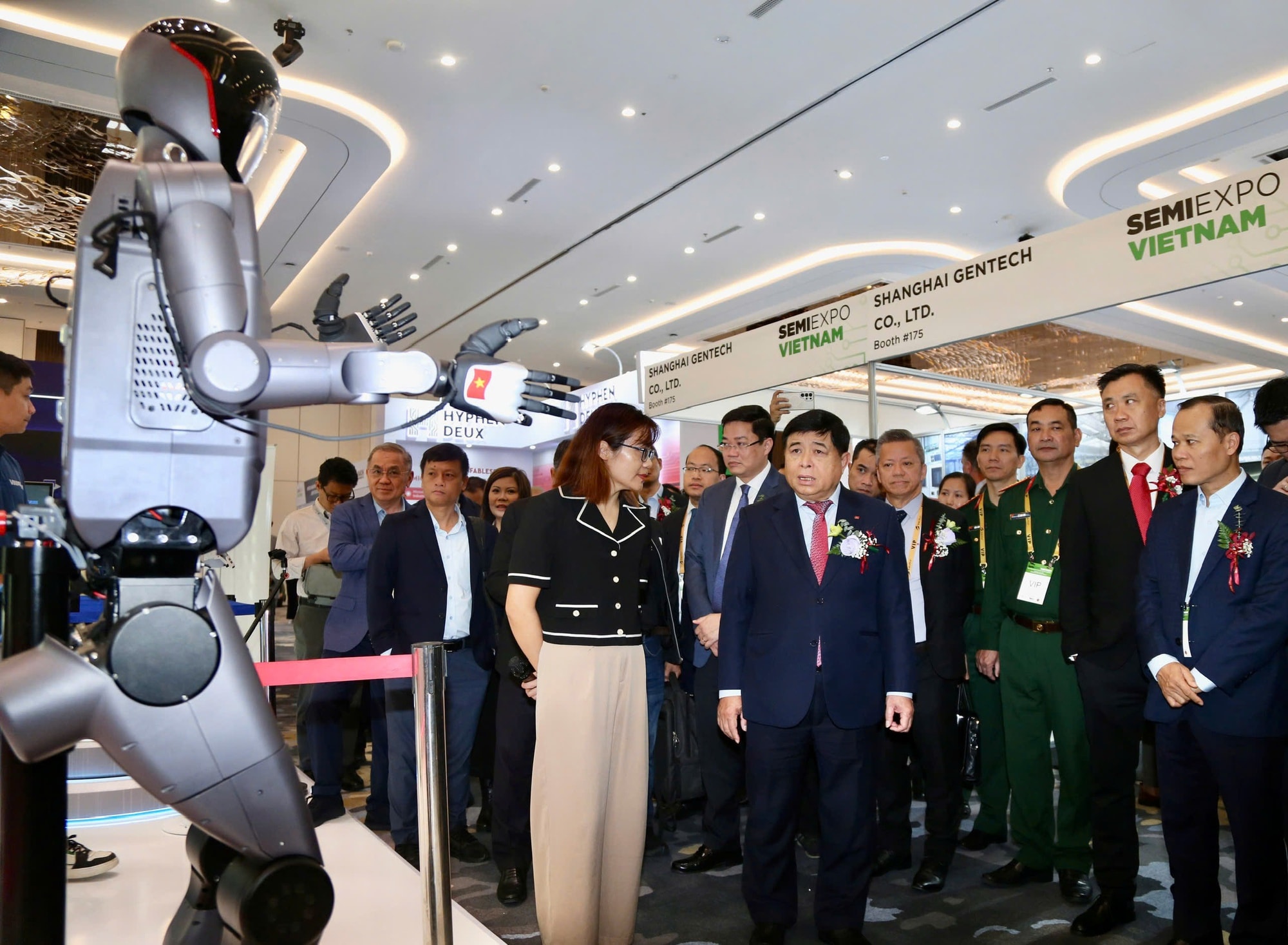 SEMIExpo Việt Nam 2025: Biểu tượng cho tinh thần hợp tác, sáng tạo và khát vọng vươn lên của Việt Nam- Ảnh 5.