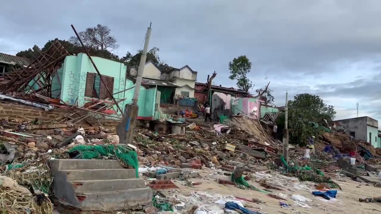 Sequence 01.Still004