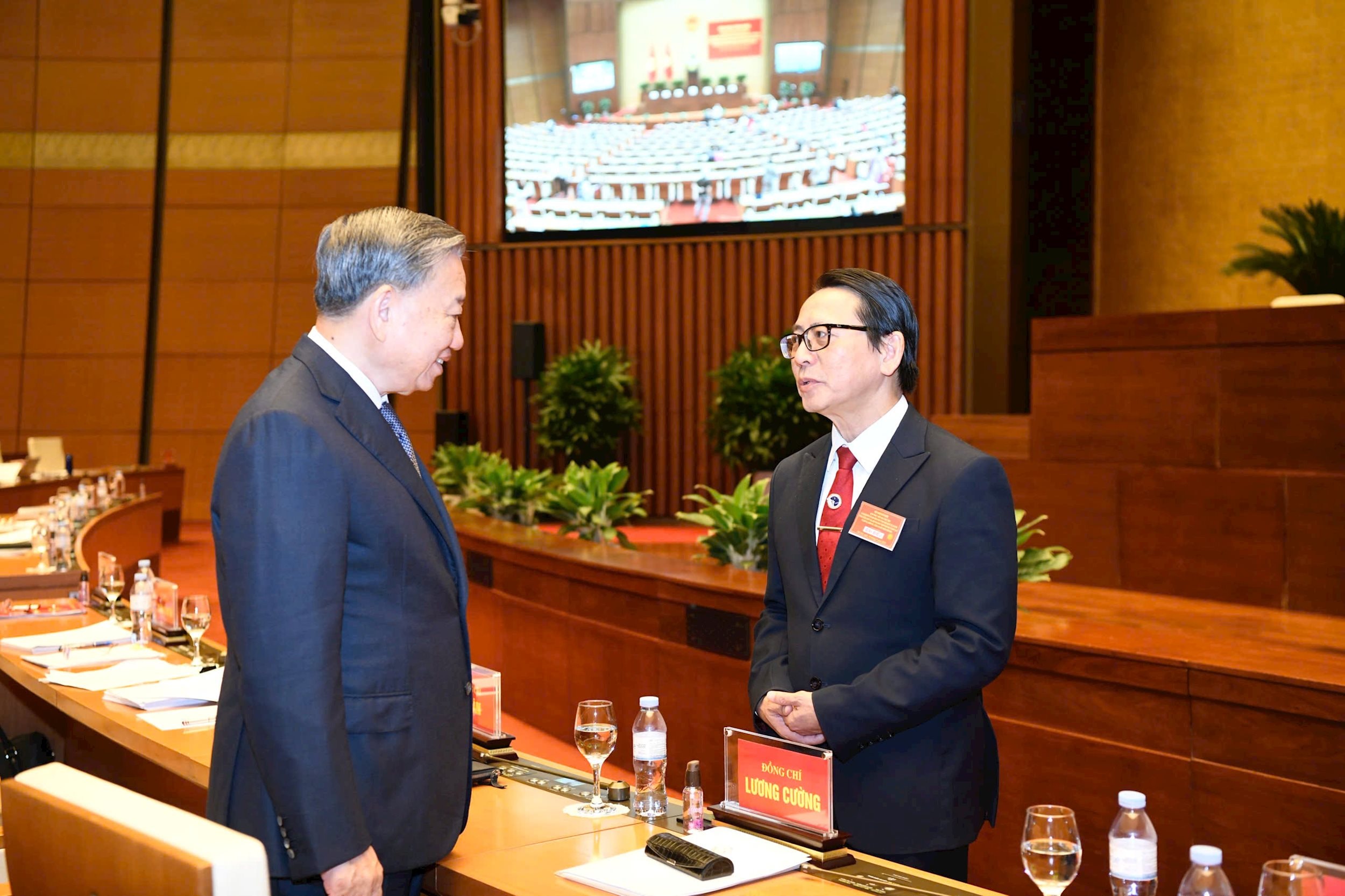 GS.TSKH.BS Dương Quý Sỹ trân trọng cảm ơn Tổng Bí thư Tô Lâm tại Hội nghị quán triệt – triển khai các Nghị quyết Trung ương về sự quan tâm của Lãnh đạo Đảng đối với lực lượng nhà giáo và các cán bộ y tế trong thời gian qua.