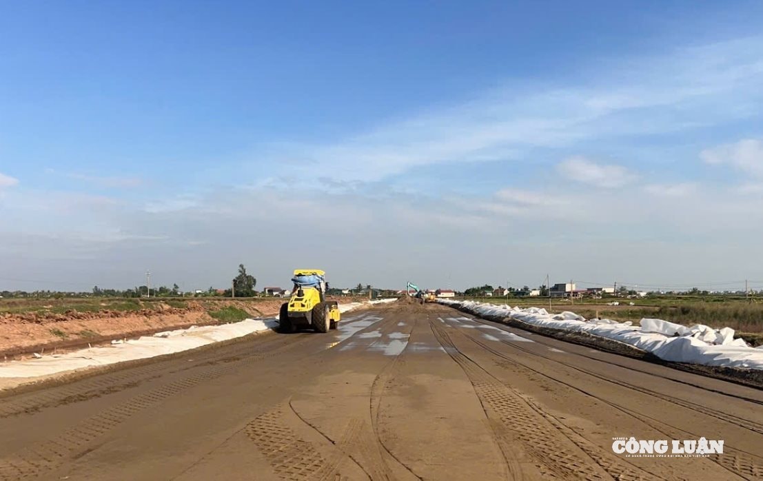 Foto 4 - Canteiro de obras