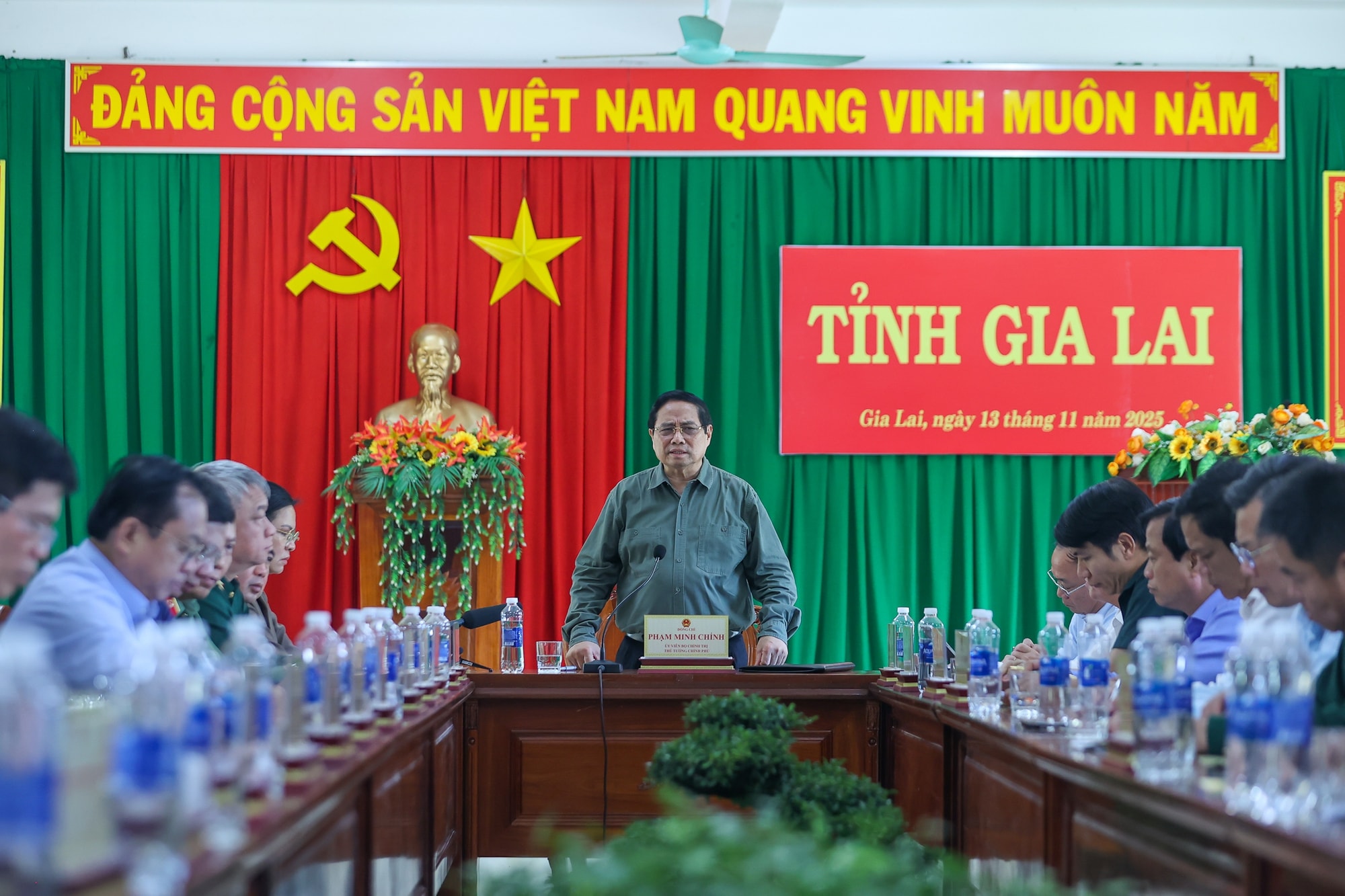 Thủ tướng: Dành 60 tỷ đồng tái định cư cho người dân mất nhà do bão tại Đề Gi (Gia Lai)- Ảnh 1. Thủ tướng: Dành 60 tỷ đồng tái định cư cho người dân mất nhà do bão tại Đề Gi (Gia Lai)- Ảnh 1.