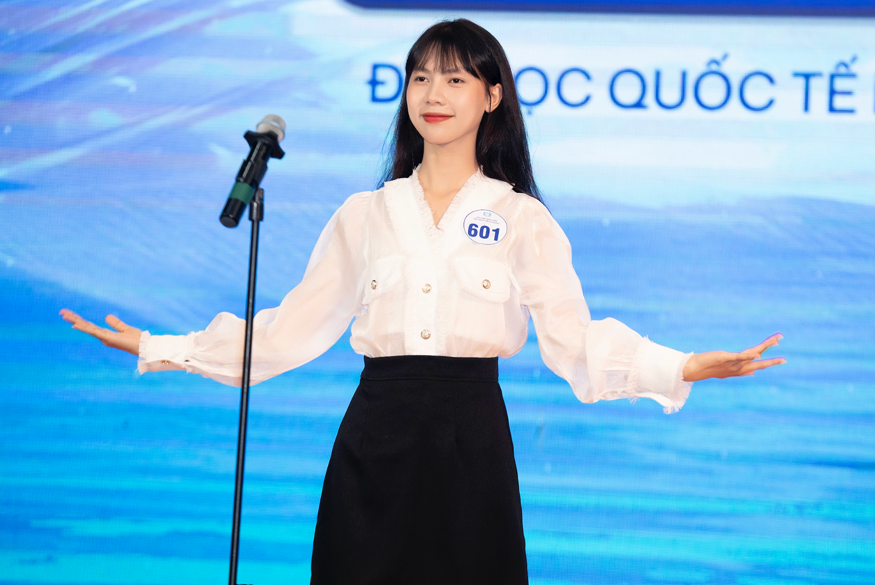 Ảnh màn hình 2025-11-14 lúc 07.05.24