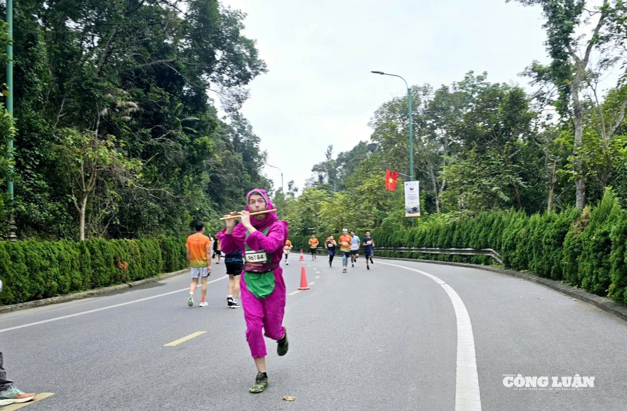 anh-8-yen-tu-heritage-marathon-2025.jpg