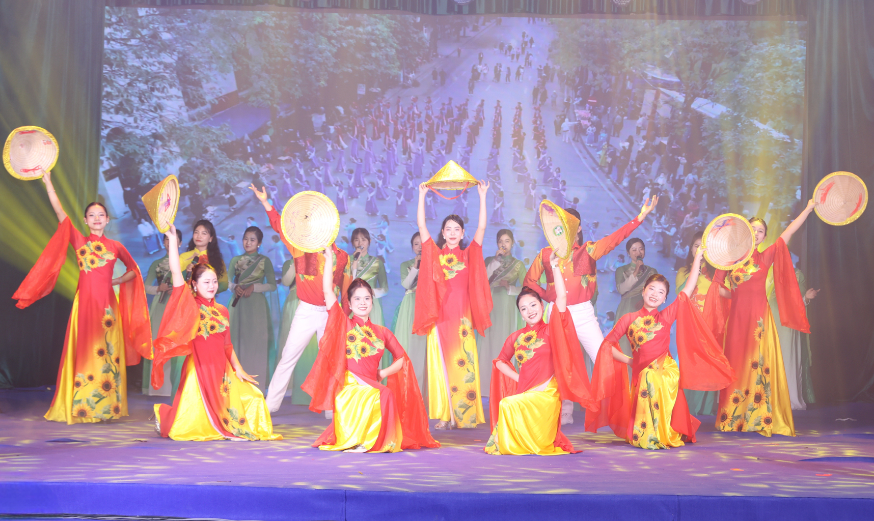 Ảnh màn hình 2025-11-19 lúc 05.38.56