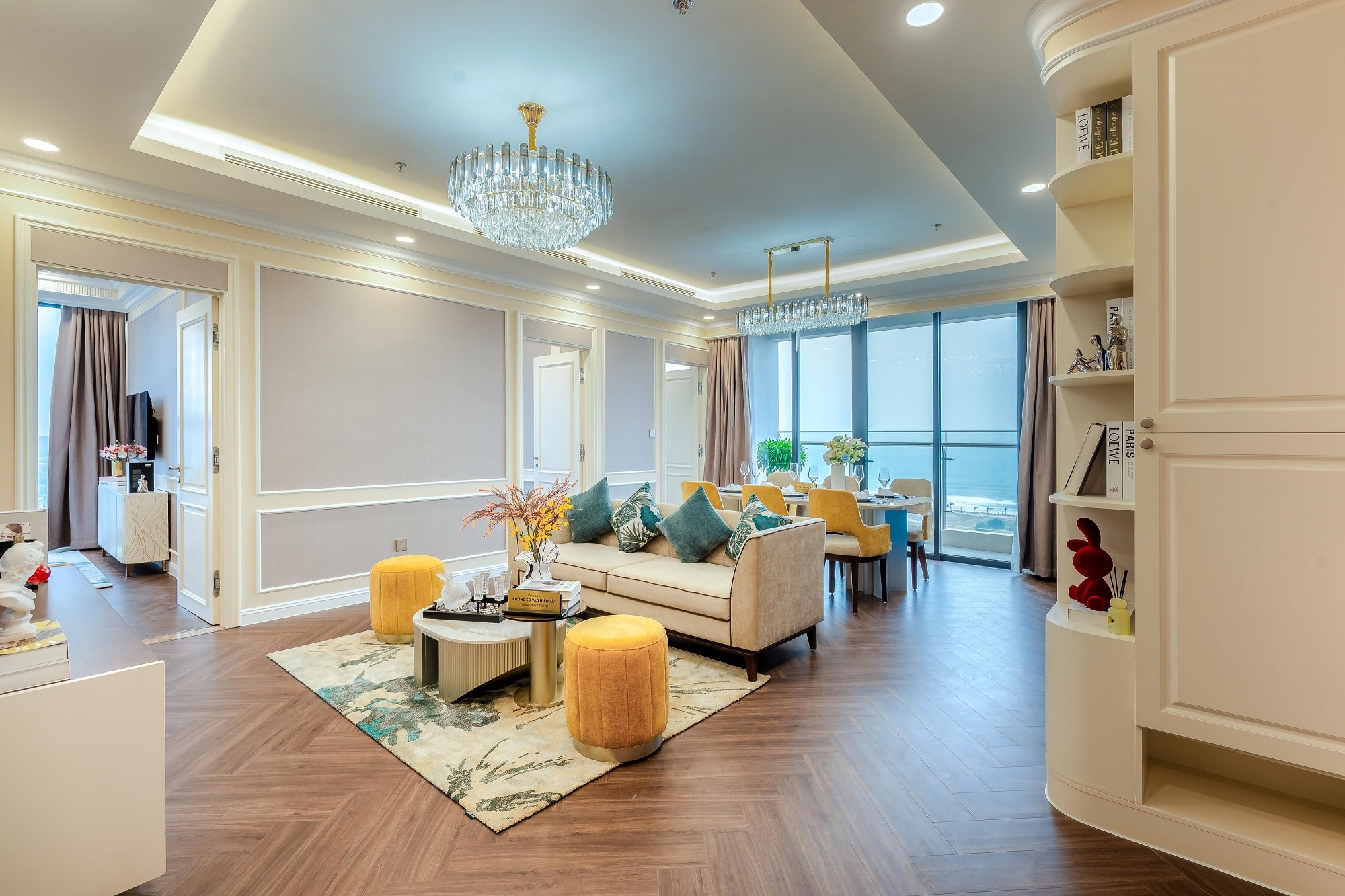 ០១ ពេជ្រ បុរី