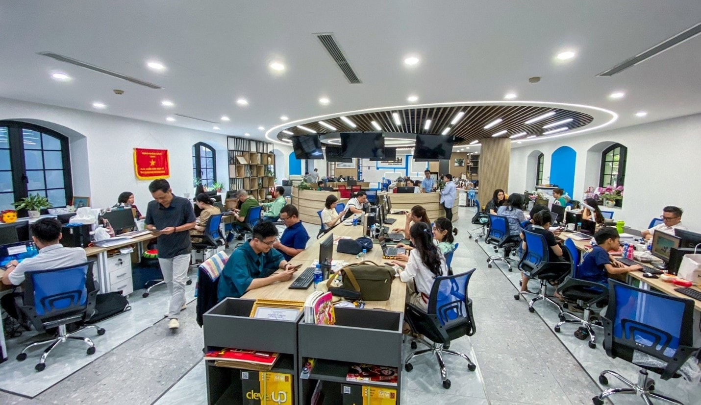 Quá trình hội tụ không thể _ép buộc_, mà cần được dẫn dắt bằng tầm nhìn, công nghệ và một văn hóa chia sẻ. Ảnh Thành Đạt