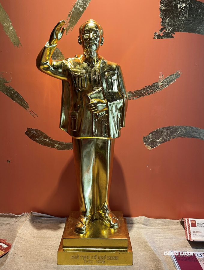 រូបថតអេក្រង់ 2025-11-22 នៅ 15.32.30