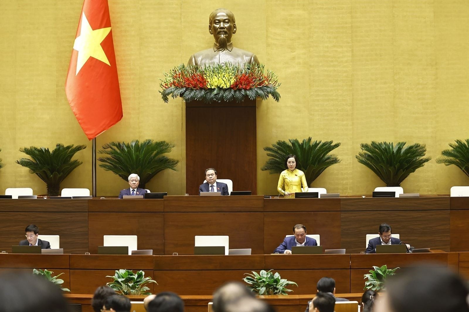 Ngày 25/11, Quốc hội thảo luận về chương trình mục tiêu quốc gia phát triển giáo dục, y tế