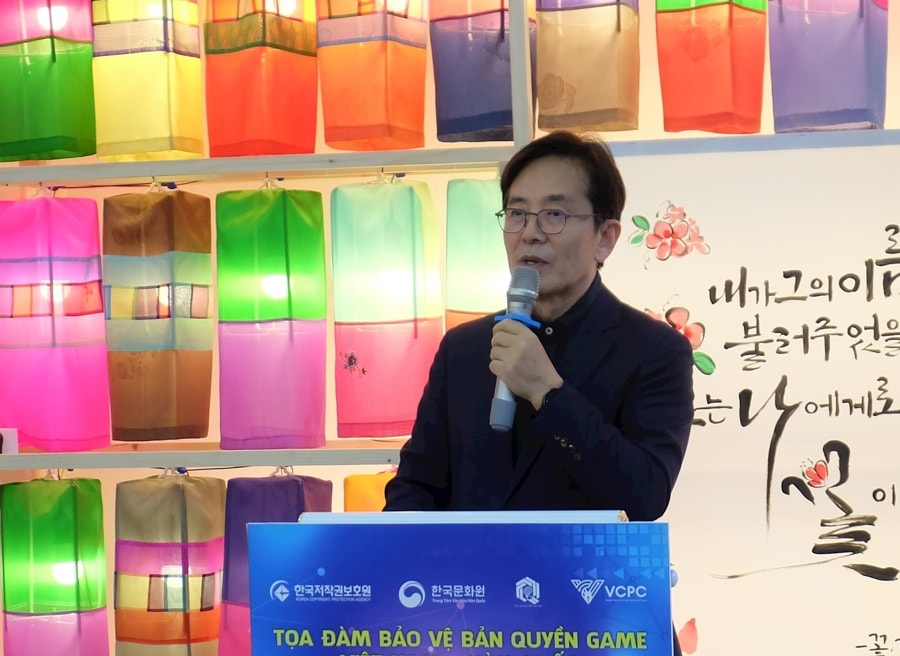 מר יו ביונג האן הציע לחזק את שיתוף הפעולה בתחום הגנת זכויות יוצרים בפלטפורמות דיגיטליות. צילום: VH