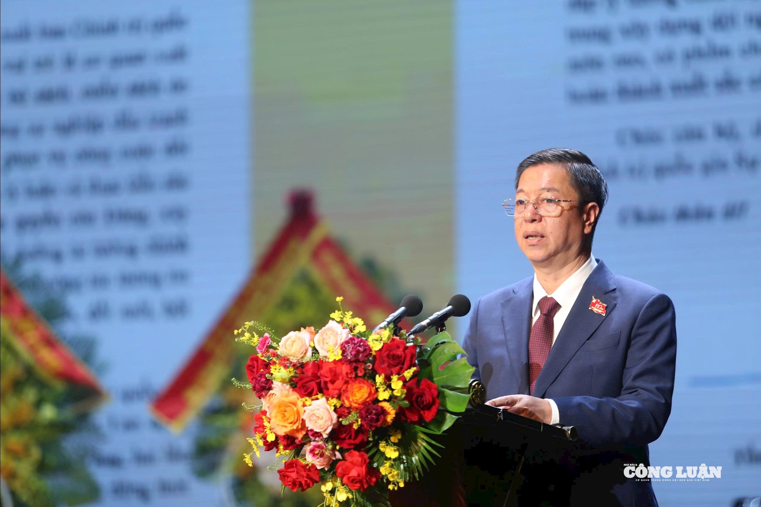 Hình ảnh: Nhà xuất bản Chính trị quốc gia Sự thật kỷ niệm 80 năm và đón nhận Huân chương Lao động hạng Nhất số 3