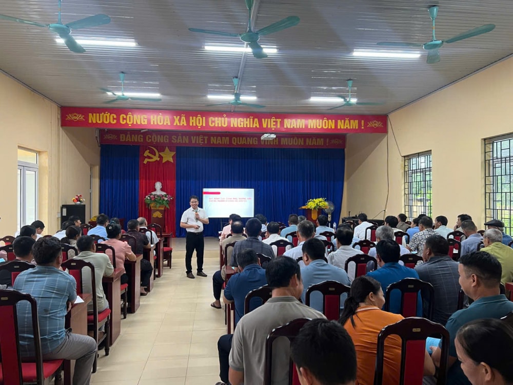 Thai Nguyen blir med på reisen for å redusere fattigdom i det sentrale høylandet sammen med etniske minoritetslandsmenn._690767f59d6d3.jpg