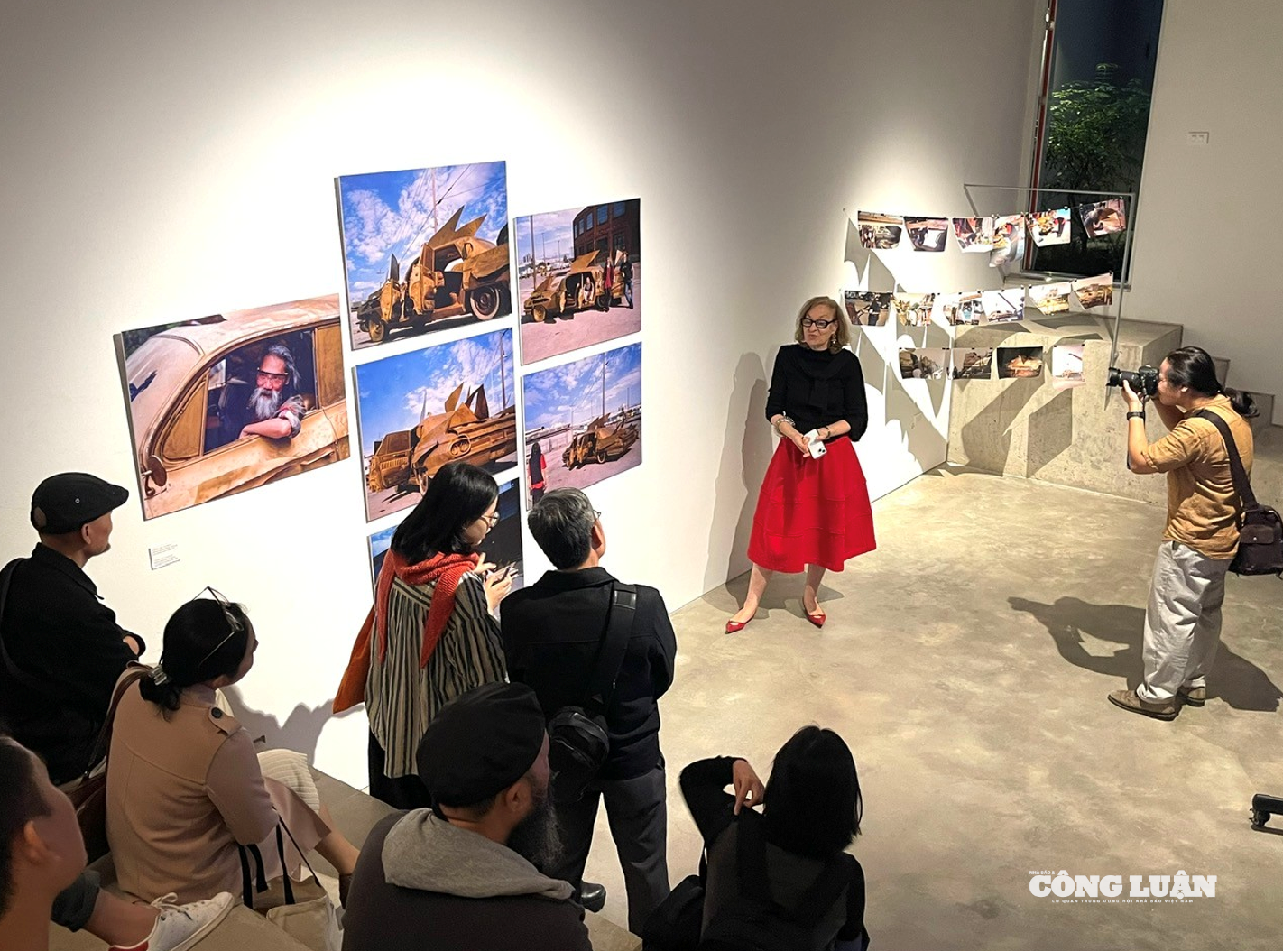 تصویر صفحه 2025-12-06 در 22.12.25