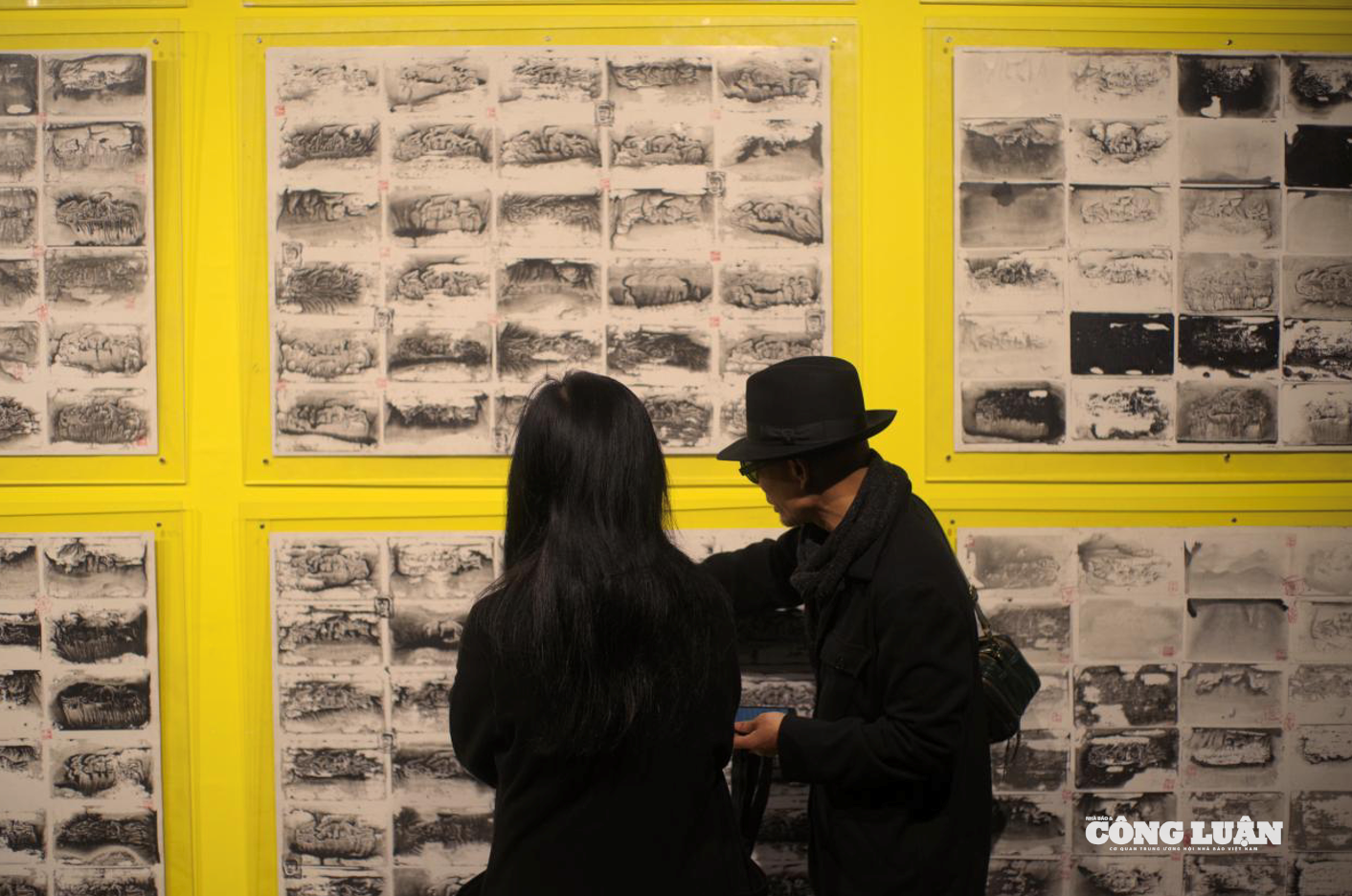 تصویر صفحه 2025-12-06 در 22.14.18