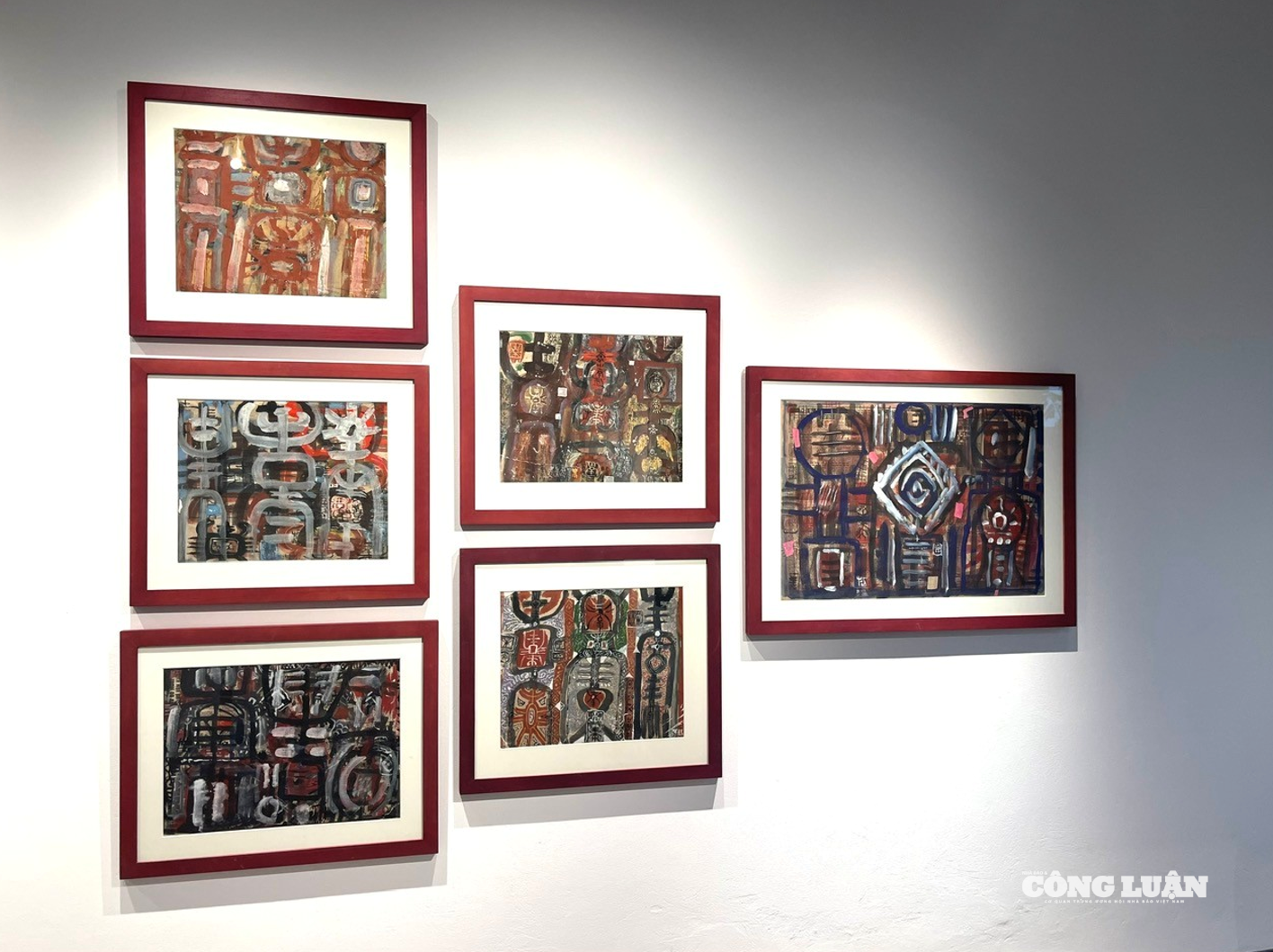 تصویر صفحه 2025-12-06 در 22.14.30