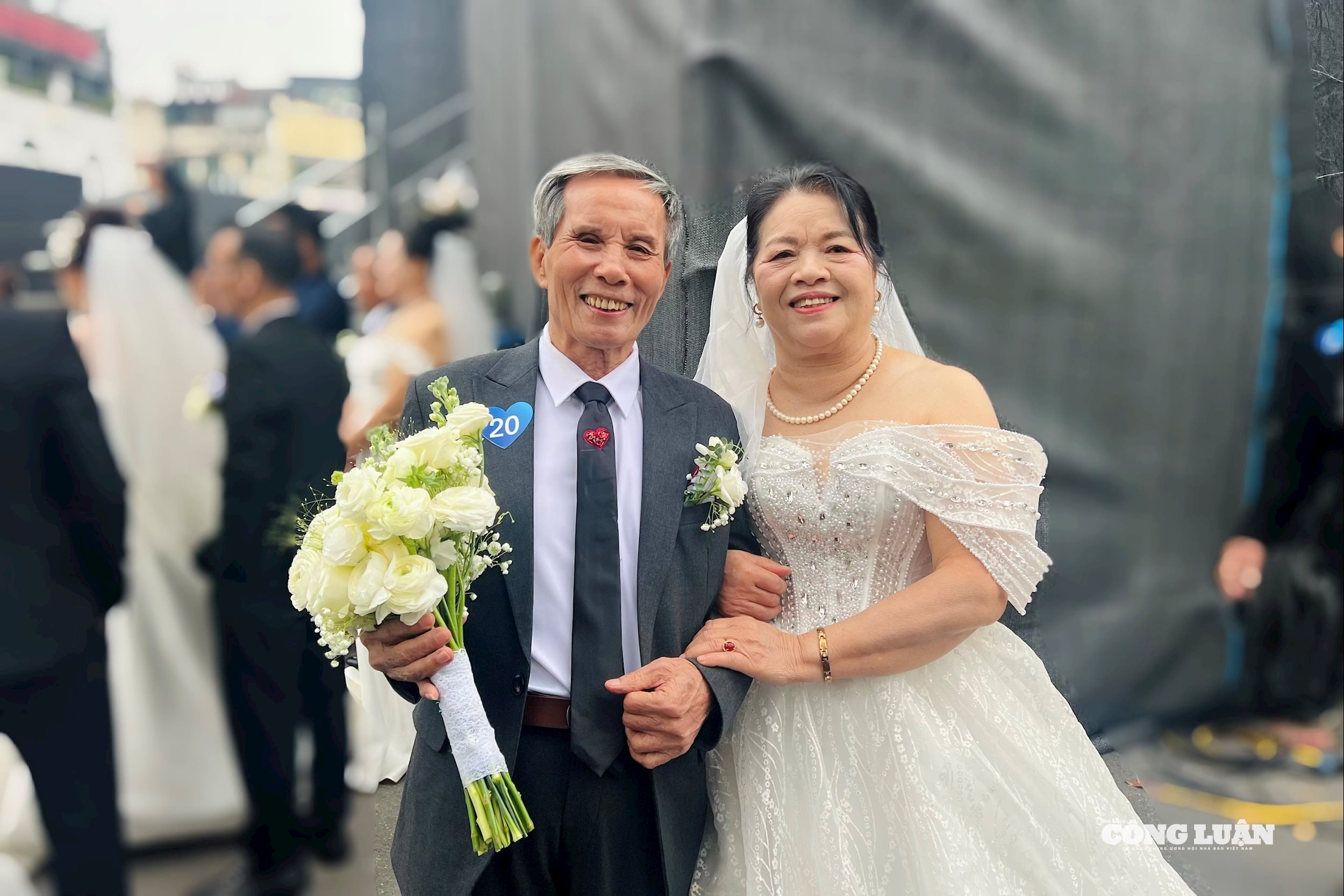 img_1718.jpeg সম্পর্কে