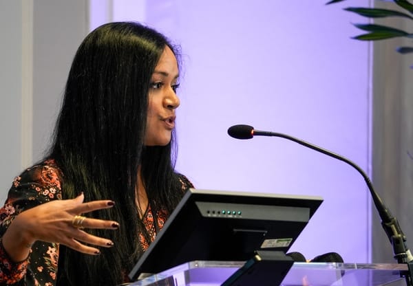 Tại sao giới trẻ bỏ qua trang chủ — và CNN đang phản ứng như thế nào