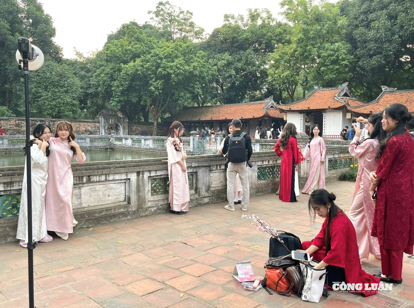 Ảnh màn hình 2025-12-10 lúc 15.17.49