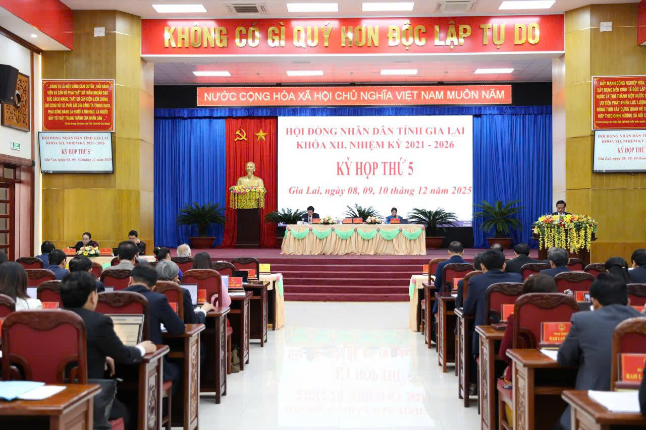 Kỳ họp thứ 5, HĐND tỉnh Gia Lai khóa XII (ảnh L.K)