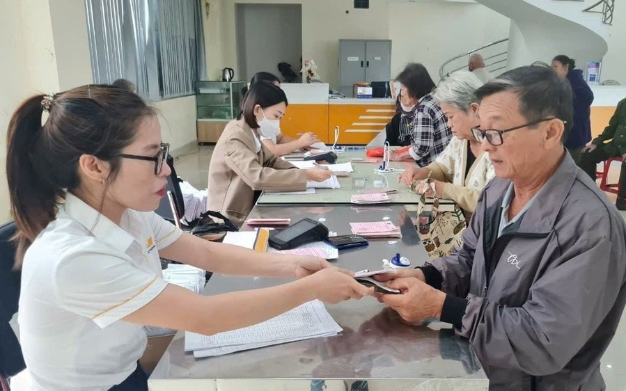 Hình ảnh: Chính phủ kéo dài thời gian giải quyết chế độ cho người làm việc ngoài biên chế tại các Hội số 1
