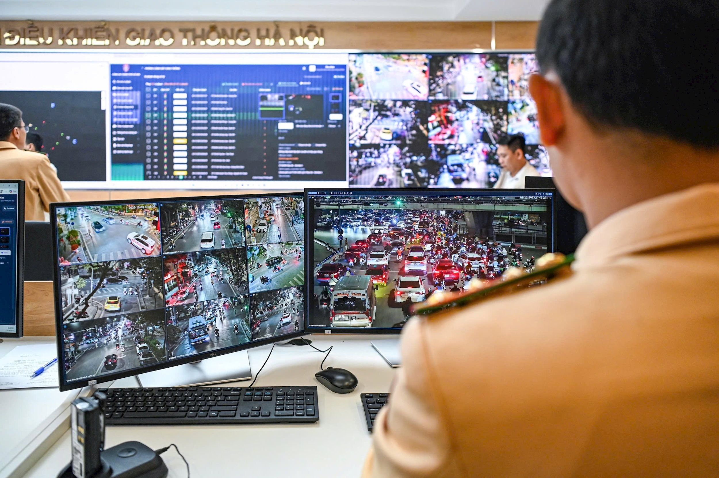 Hà Nội ghi nhận hơn 1.800 trường hợp vi phạm giao thông qua camera AI trong 10 ngày