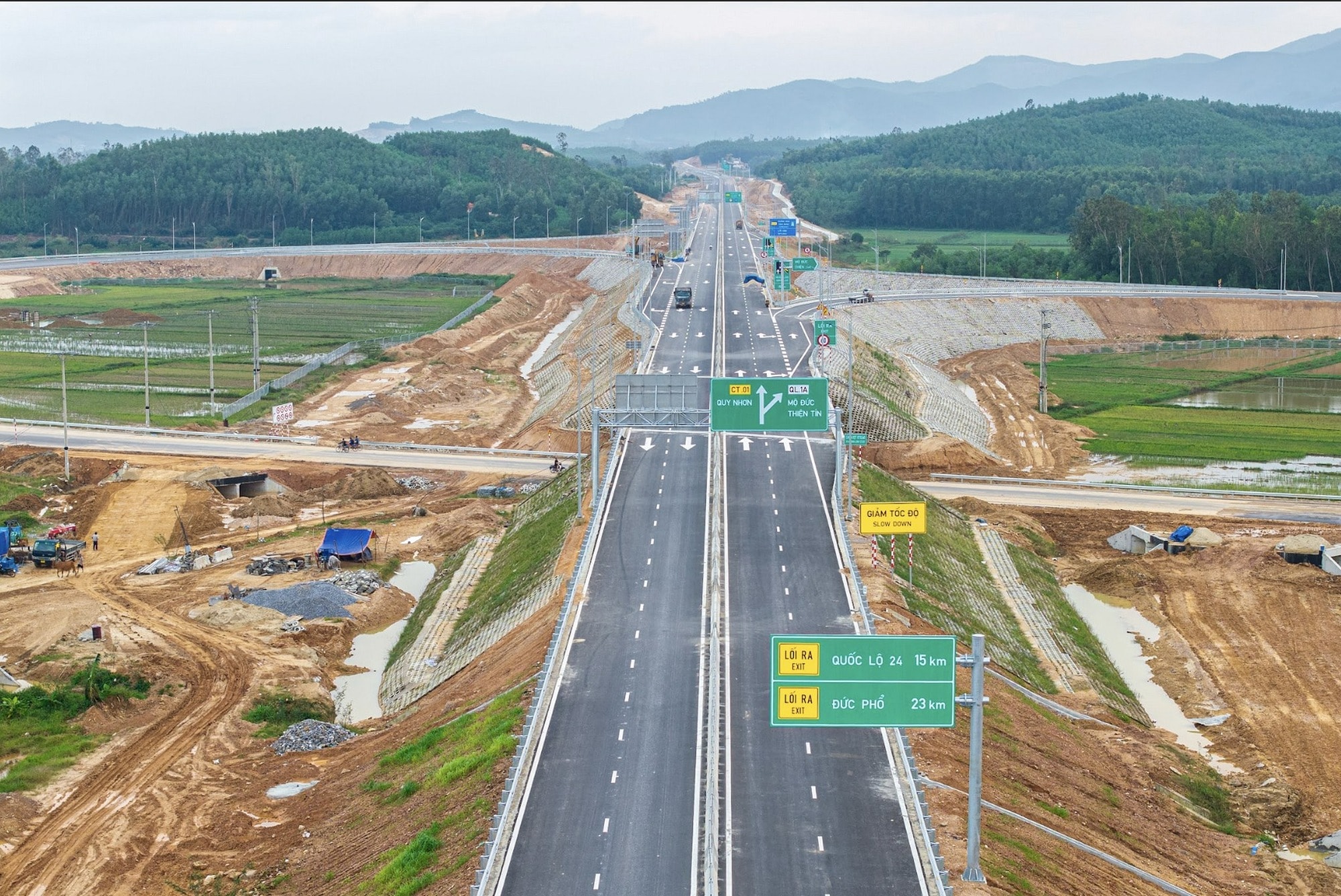 Hình ảnh cao tốc Quảng Ngãi - Hoài Nhơn. Ảnh: TL.