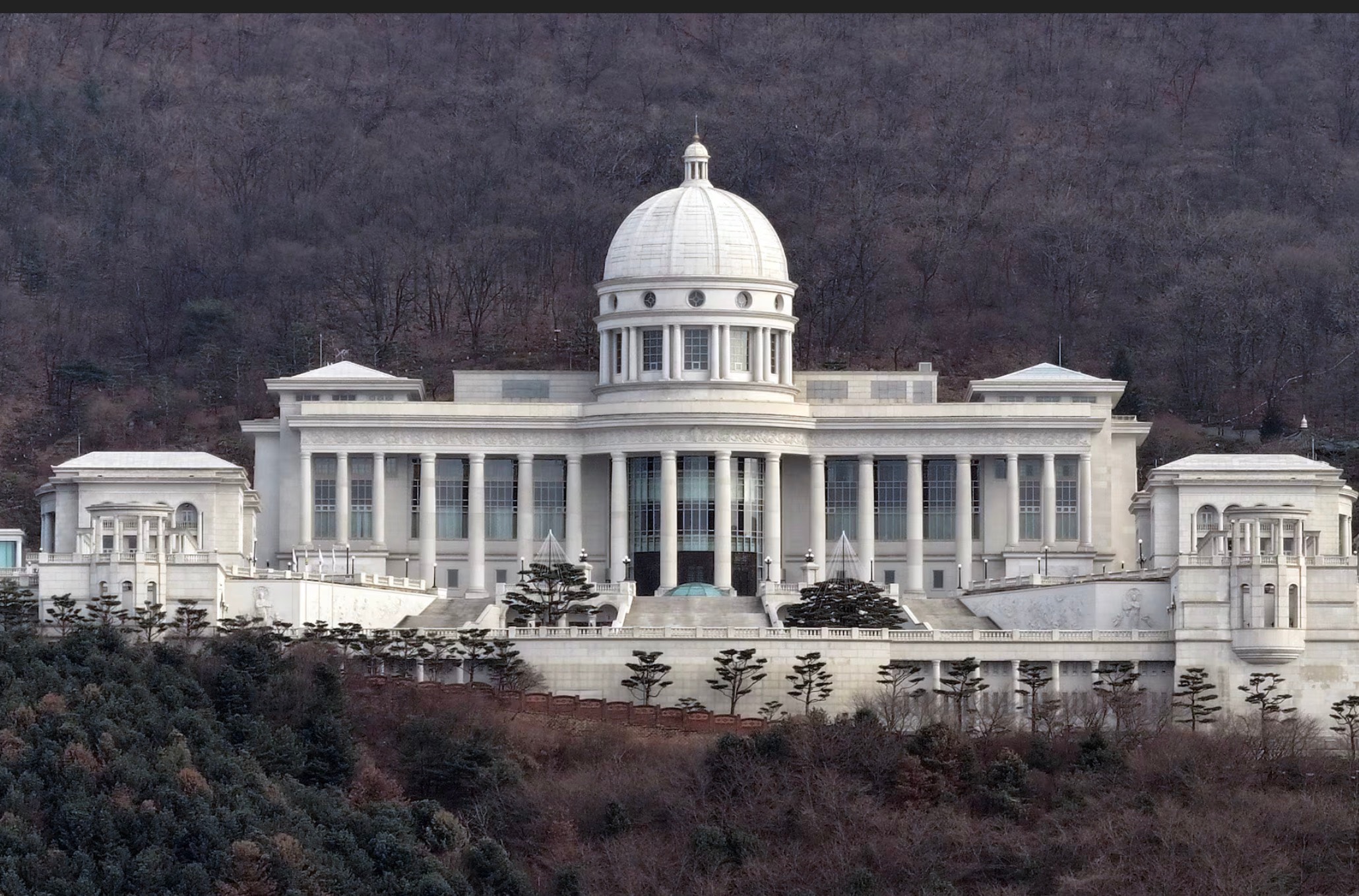 Cảnh sát Hàn Quốc đột kích các văn phòng của Giáo hội Thống nhất