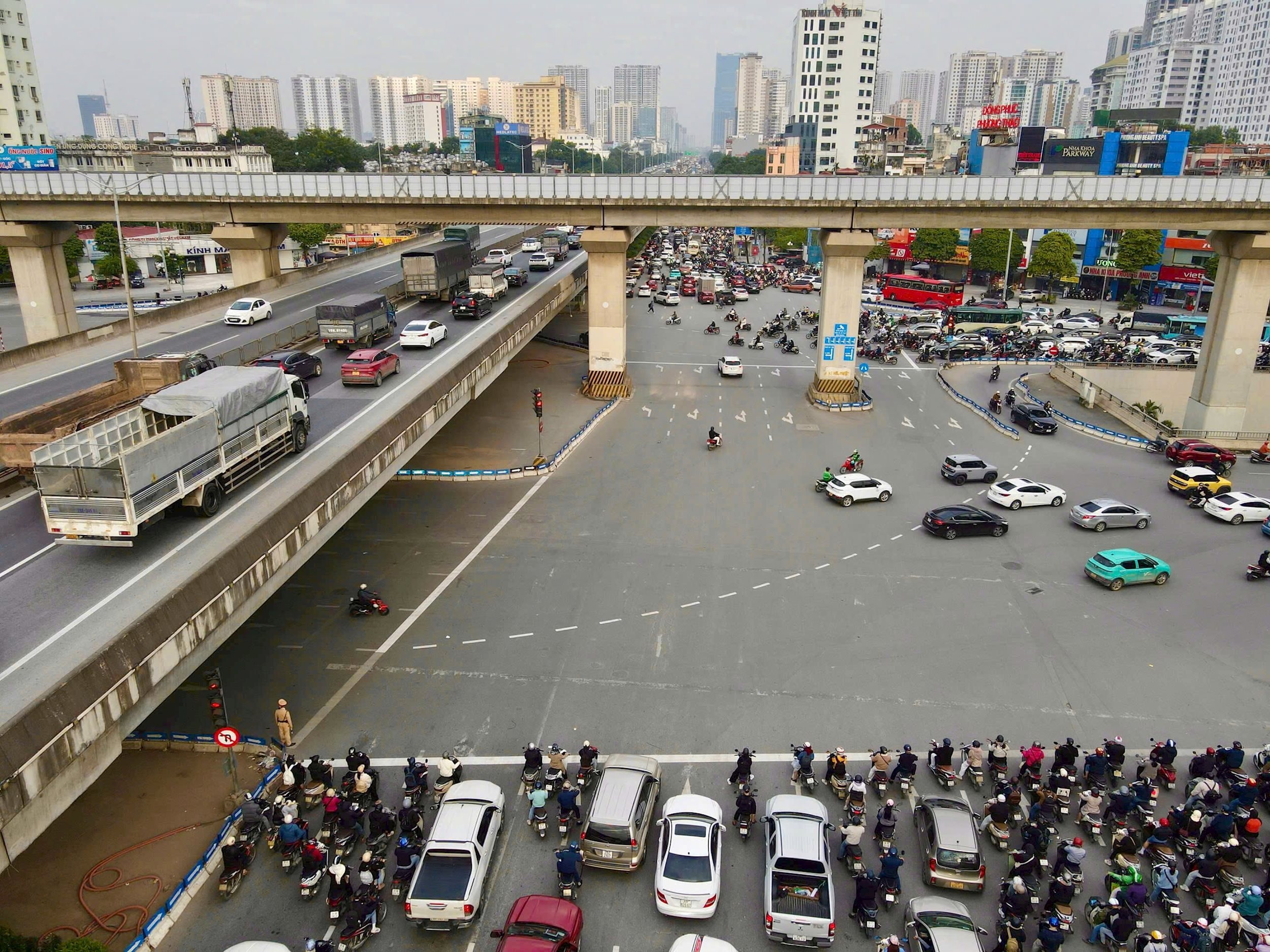 Hình ảnh: Camera AI vào cuộc, giao thông Hà Nội chuyển biến rõ rệt số 1