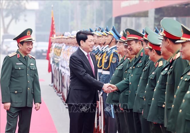 Triển khai cụ thể các giải pháp xây dựng nền quốc phòng toàn dân vững mạnh, hiện đại - ảnh 1 Hình ảnh: Triển khai cụ thể các giải pháp xây dựng nền quốc phòng toàn dân vững mạnh, hiện đại số 1