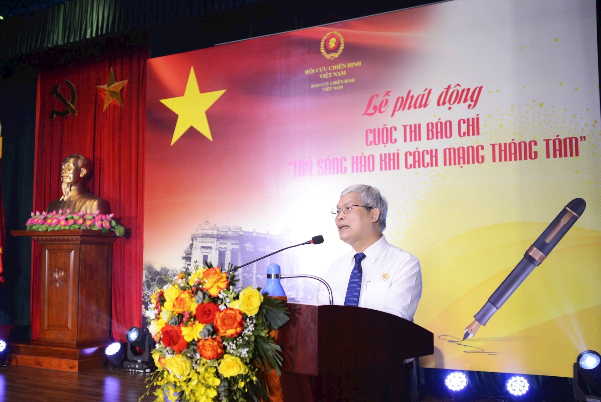 Đại tá, Nhà báo Đỗ Phú Thọ, phụ trách Tổng Biên tập Báo Cựu chiến binh Việt Nam 