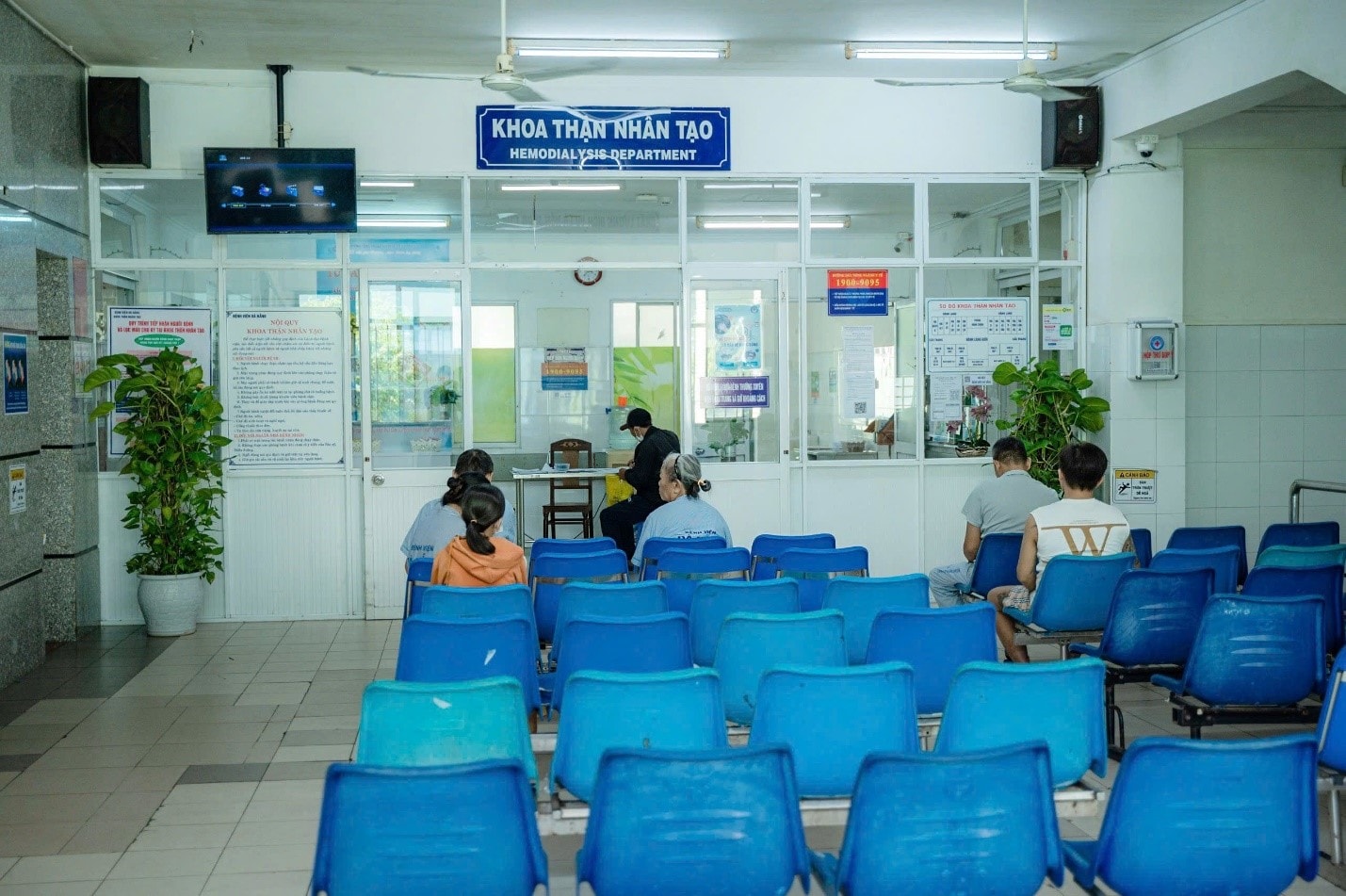 Đà Nẵng: Ban hành chính sách hỗ trợ bệnh nhân lao đa kháng thuốc và chạy thận nhân tạo