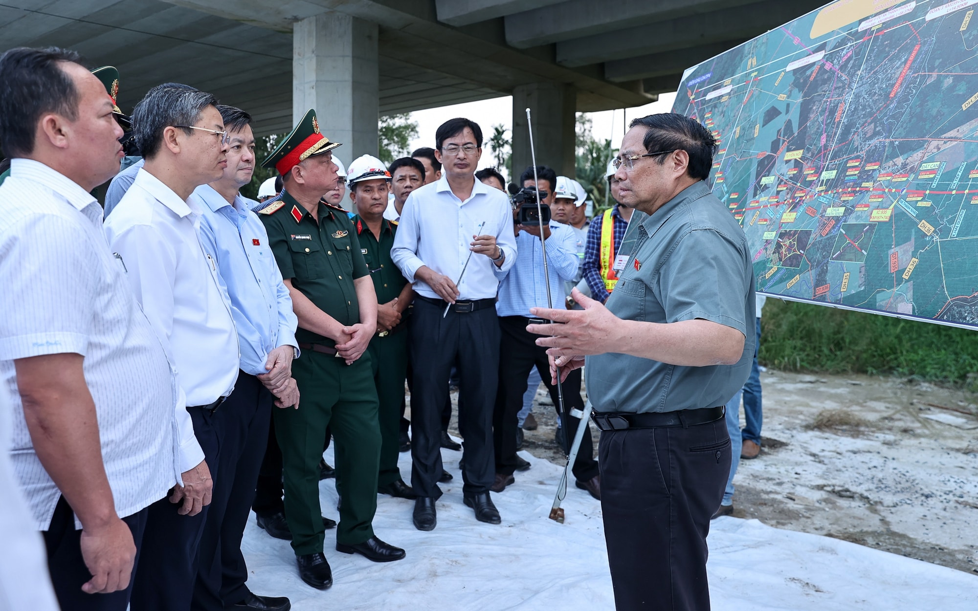 Thủ tướng Phạm Minh Chính: Thông xe toàn tuyến cao tốc Châu Đốc-Cần Thơ-Sóc Trăng vào 30/6/2026