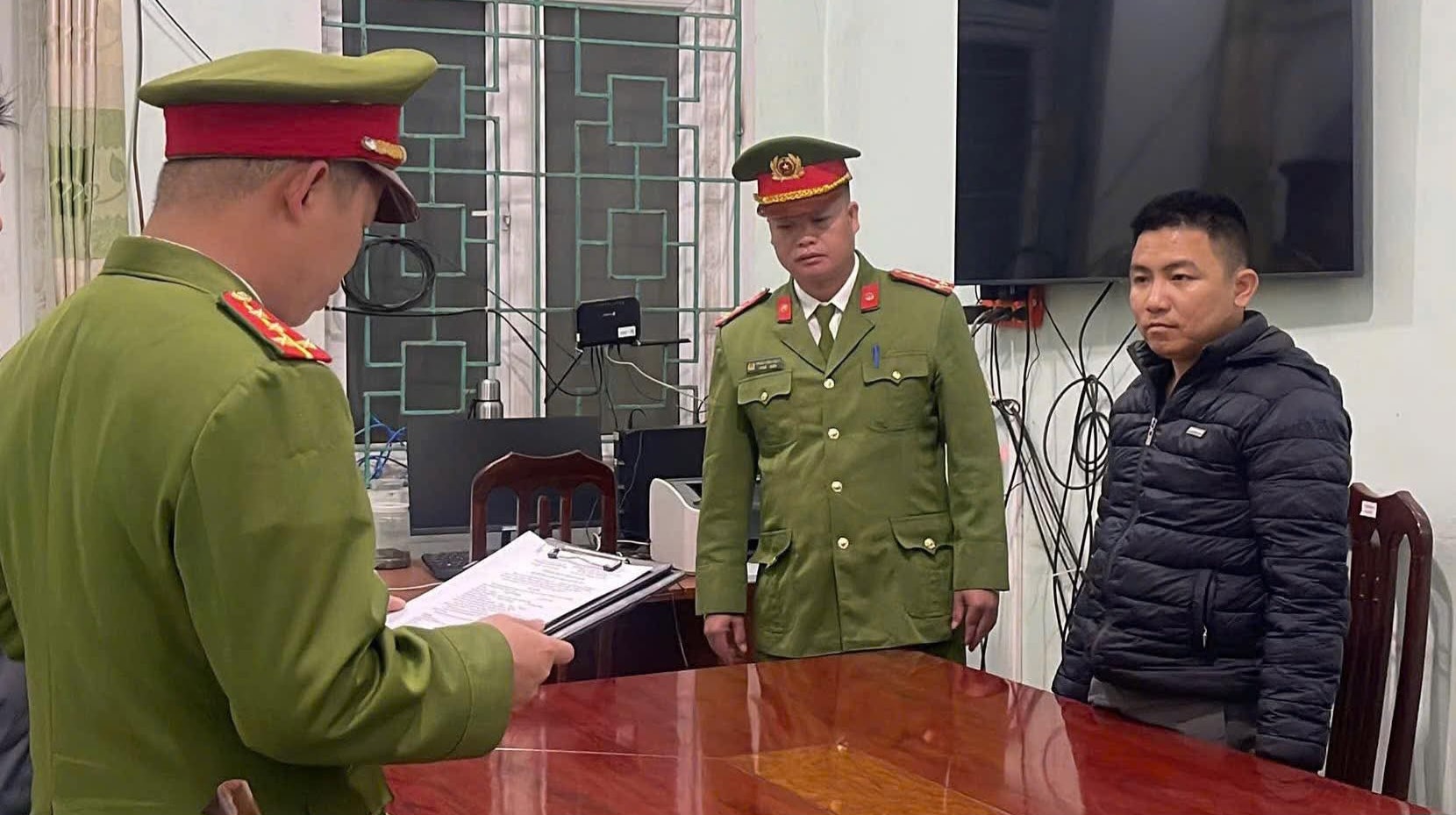 Lừa bán đất để chiếm đoạt tiền đặt cọc, người đàn ông ở Phú Thọ bị khởi tố