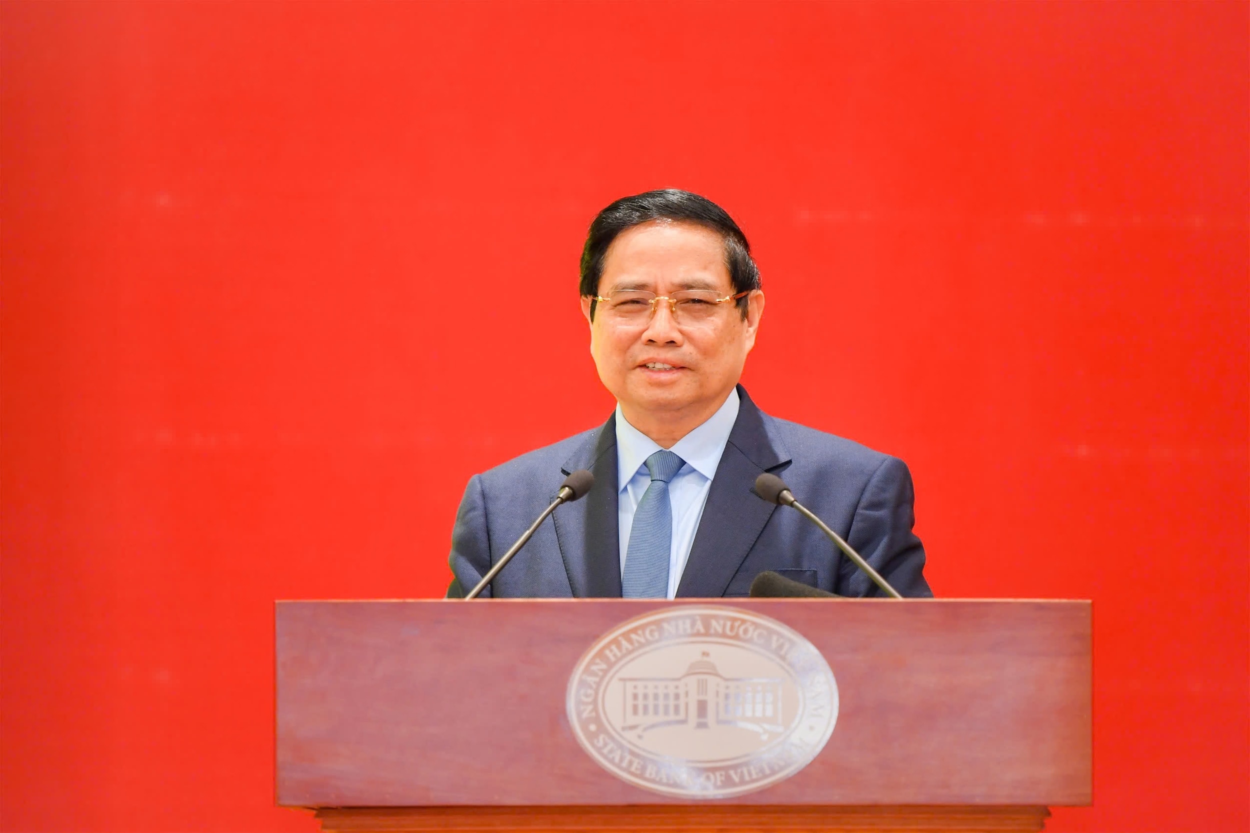 Thủ tướng: Ngành ngân hàng phải góp phần kiểm soát lạm phát, ổn định kinh tế vĩ mô